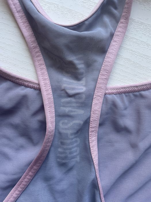 Розово спортно бюстие виктория сикрет спорт