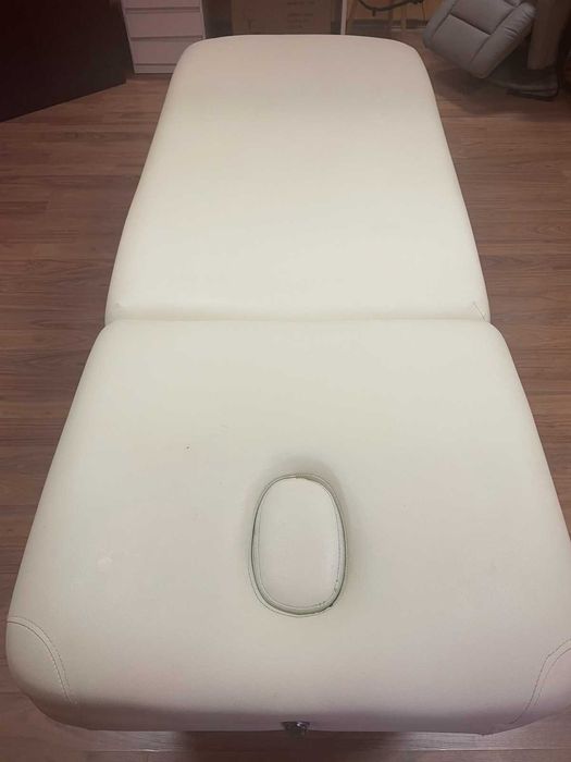 Масажна/козметична кушетка