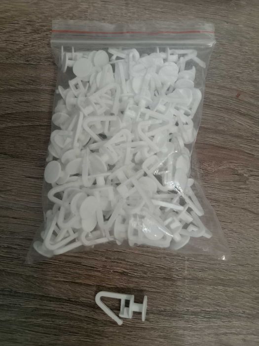 Продам крючки для тюля и штор
