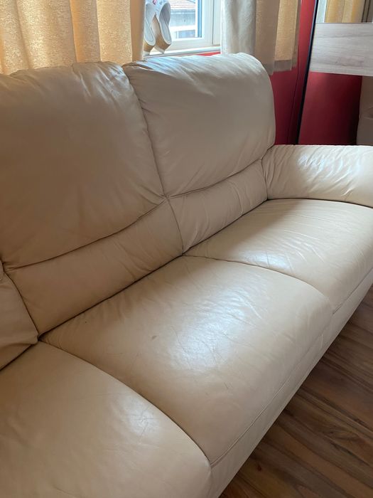 Продава се: Кожен диван с релакс механизъм – Велико Търново