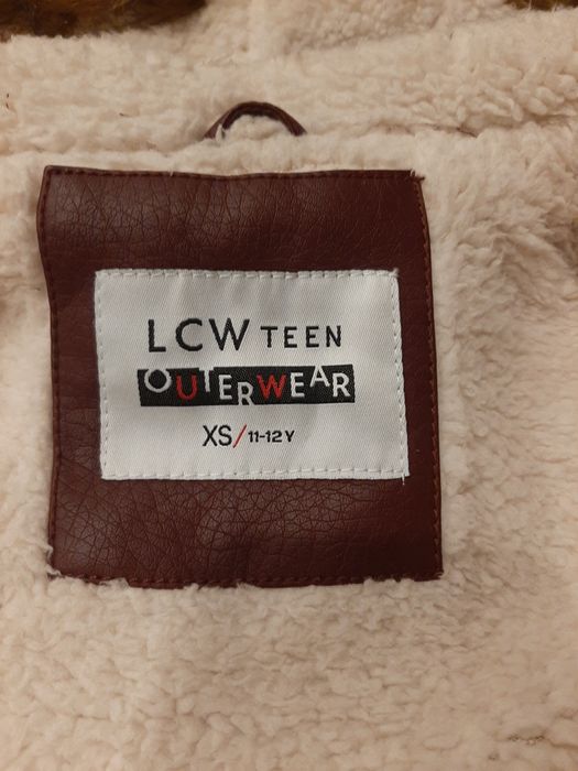 Плащь для девочек. Пальто кожа на меху.Турция