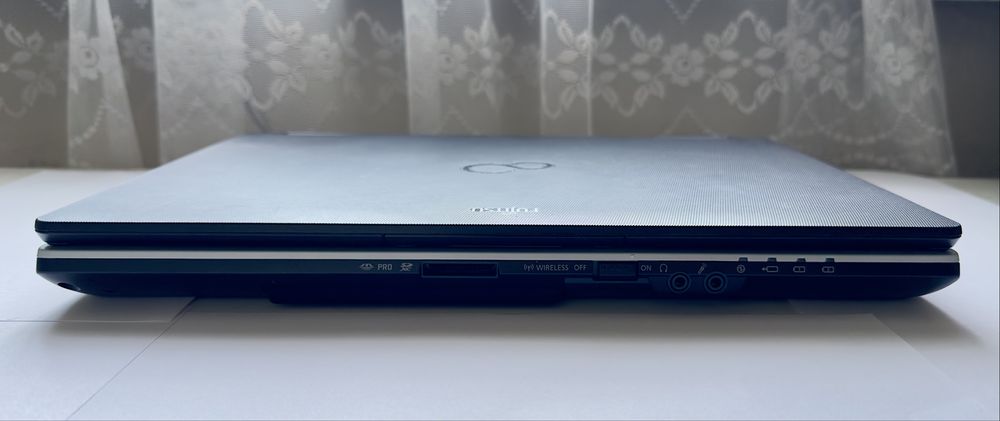 Fujitsu LIFEBOOK S751 / Core i5 / 8GB RAM / 500GB HDD