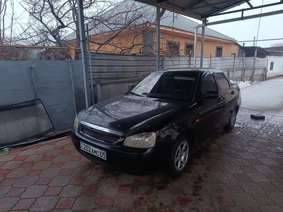 Продам Лада приора 2013 год.