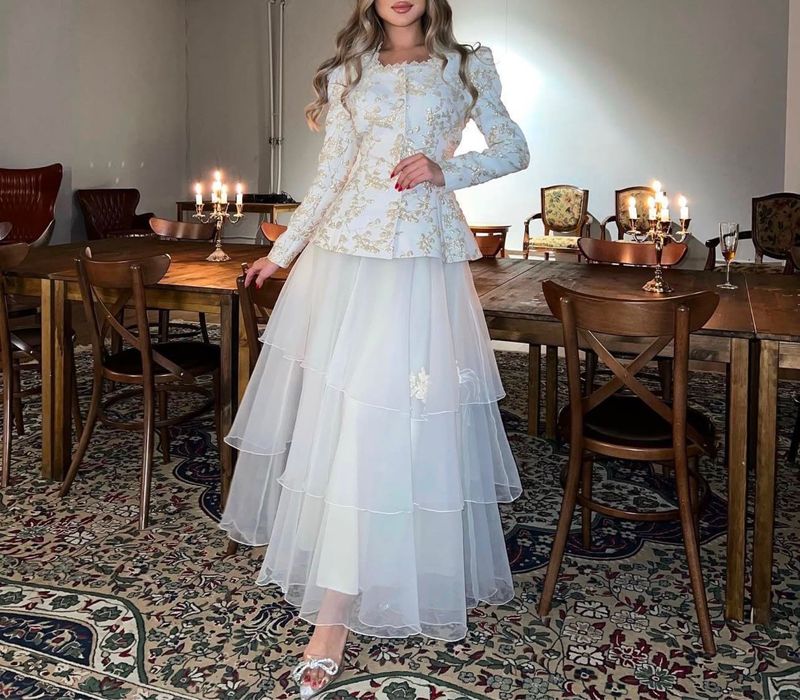 Продаю костюм двойка