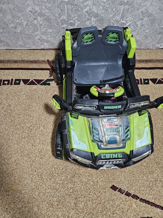 Детская машина большая