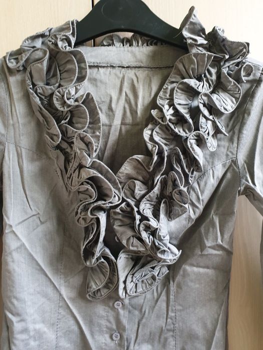 Сива ризка с къдрички