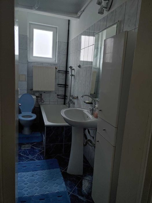 de inchiriat casa(parter)