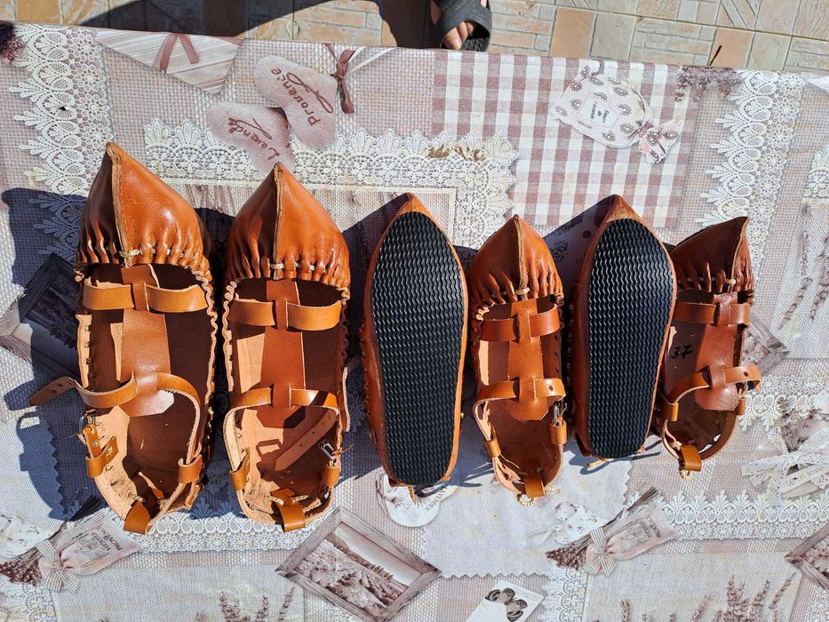 Оборудване за производство на цървули за танцуване от телешка кожа