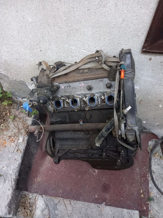 Двигател за фолксваген голф 2 .-1300кубика