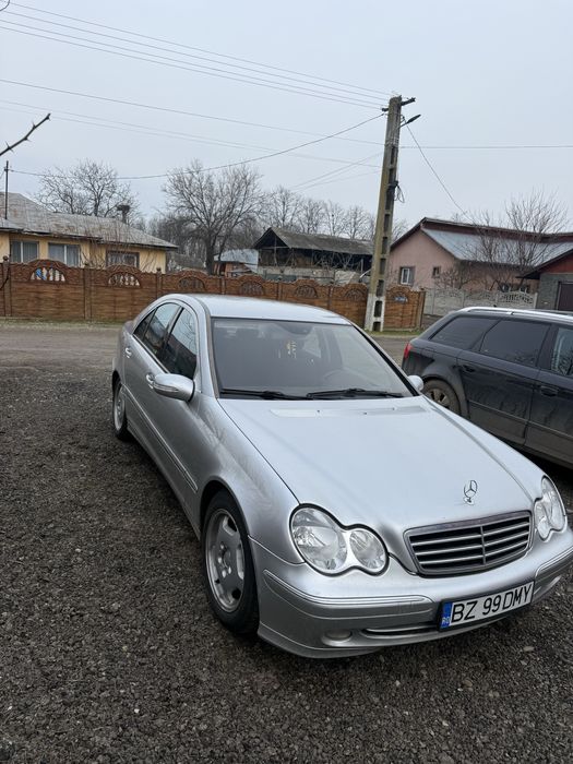 Mercedes C200 w203