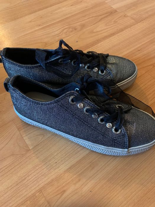 4 чифта дамски ежедневни обувки в отлично състояние