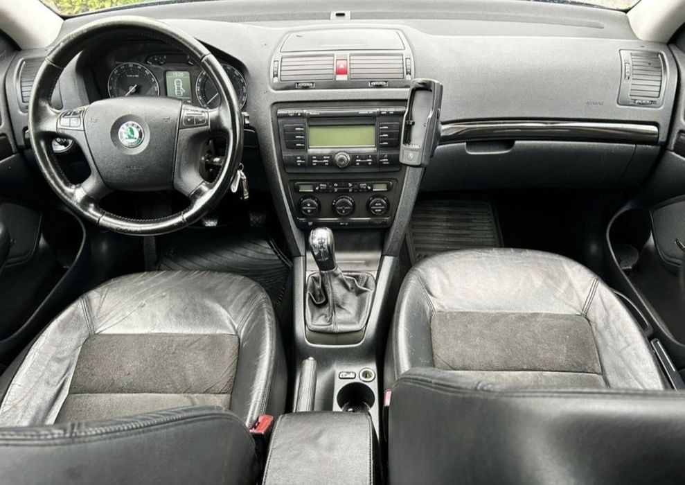 Planșa bord cu airbag pasager Octavia 2