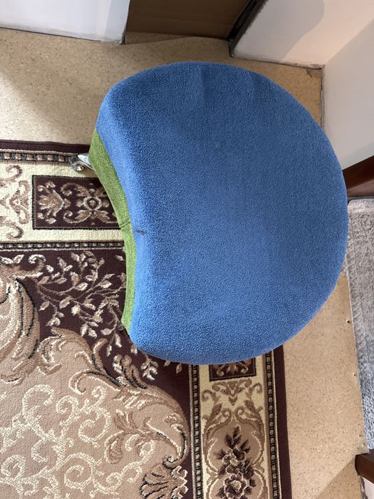 Пуфик мягкий интересной формы