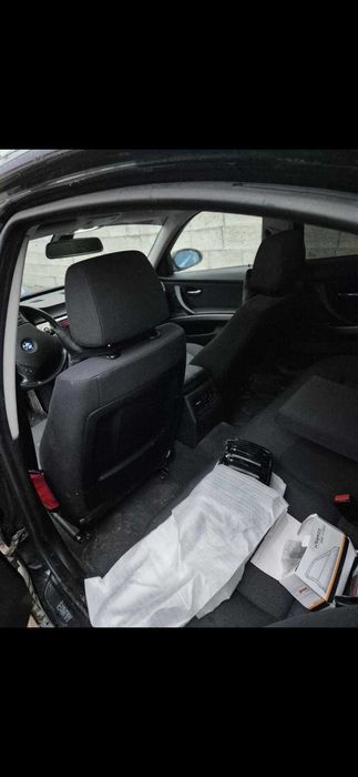 Продавам е90 320