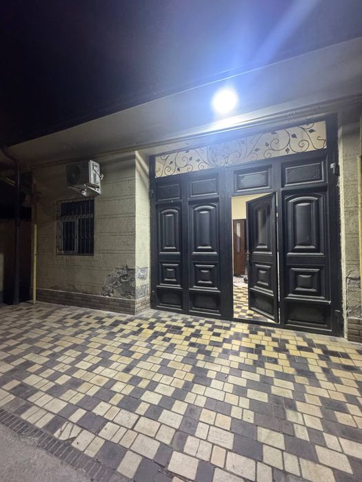 Uchastka kottej yosh oila uchun