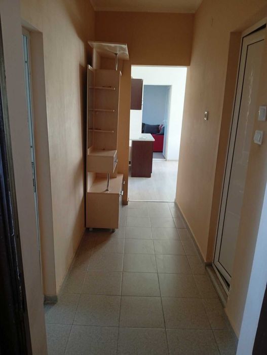 Дава се под наем Тристаен апартамент в София, Център - 75 кв.м за 698.19 € - Снимка #1