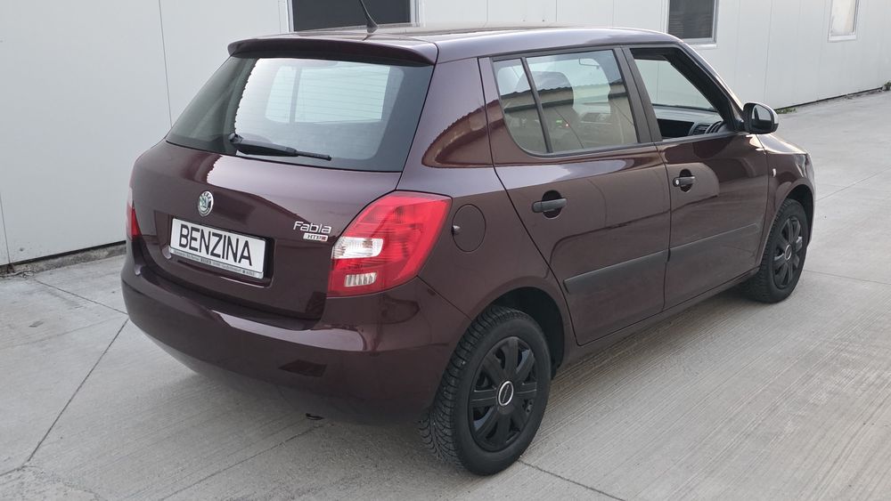 SKODA Fabia 2010 — imagine 2