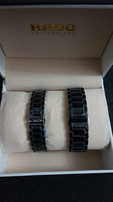 Продаю парные наручные часики РАDO