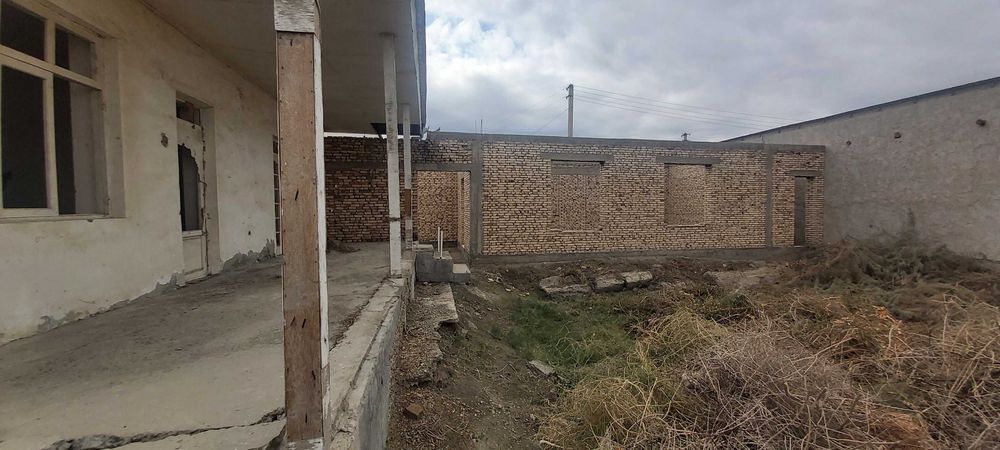Угловой котеж дукони билан сотилади