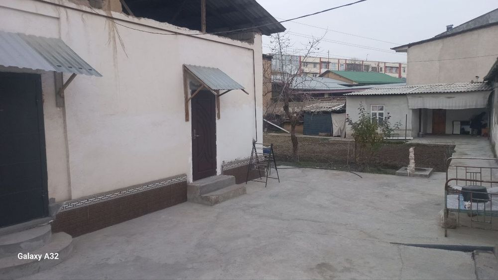 Продаётся дом. .