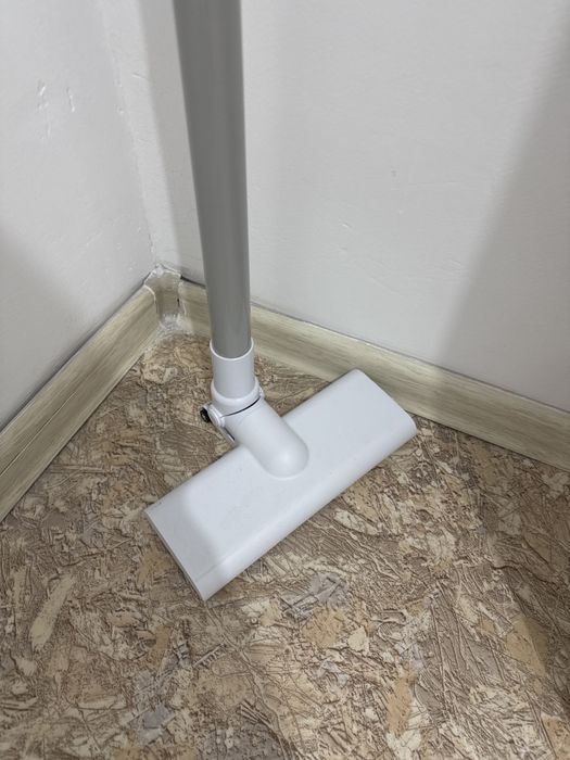 Пылесос продам веритикалтный