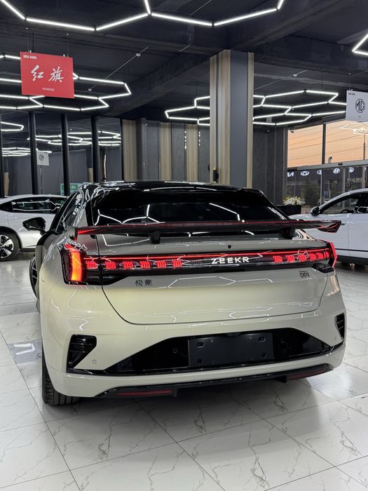 Zeekr 001 2026 — 2