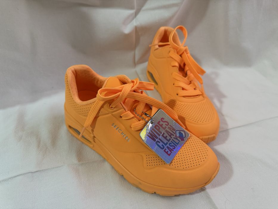 Новые оригинальные скечерсы