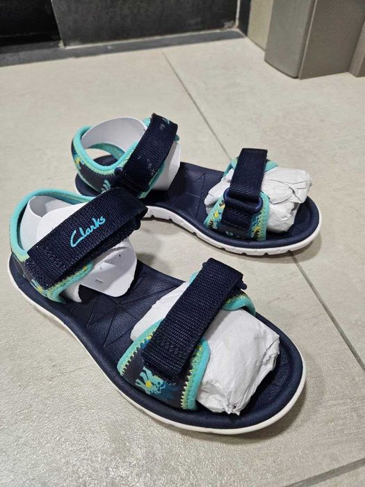 Сандалии (босоножки) детские Clarks б/у