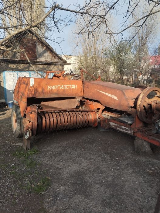 Продам  пресс подборщик