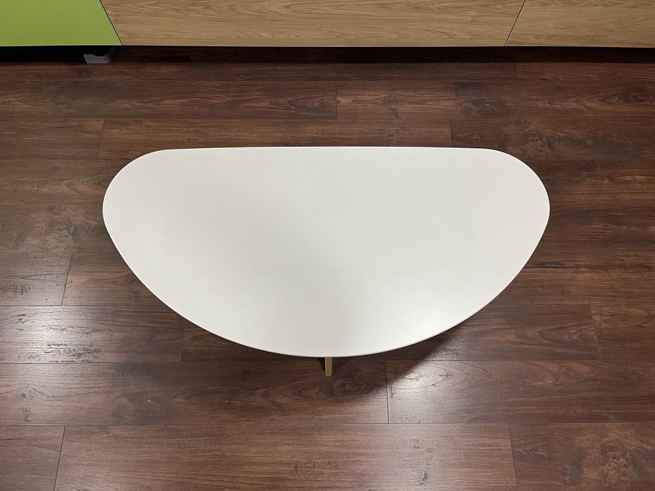 Продавам маса са кафе (холна масичка)