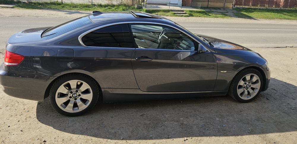 BMW seria 3 e92 330i