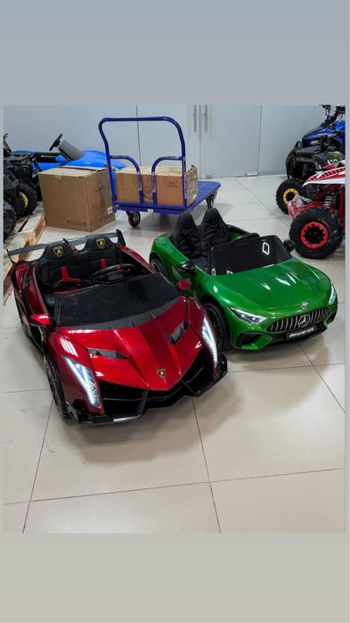 Детская машина Lamborghini Veneno XMX615 4WD 12v10ah есть монитор mp4