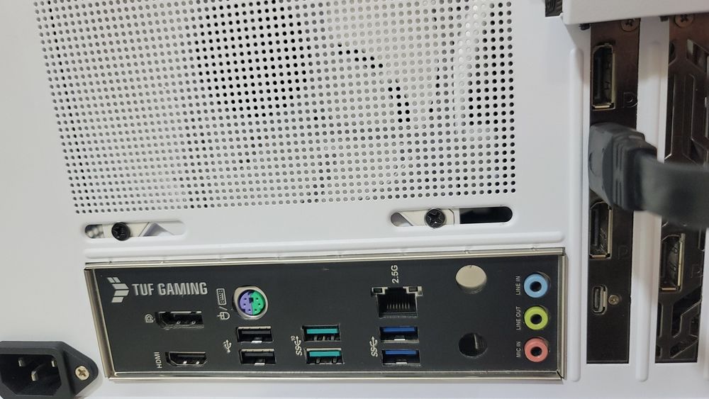 I5 13600k ram b660 32 Gb nvme 1 Tb Rtx 2080ti 11 gb