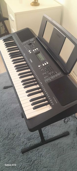 Pian Digital Yamaha PSR-E373