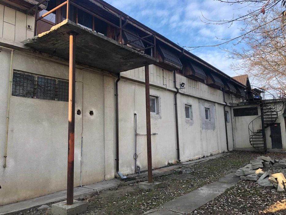 Hală de Vanzare + Teren 1400 mp  + Birouri – Târgoviște - Aleea Sinaia