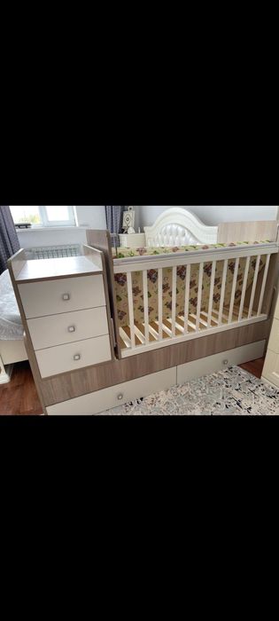 Продам манежка новый