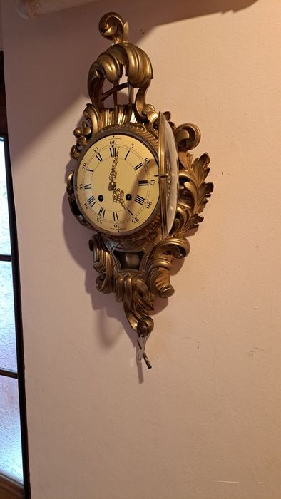 Ceas cu pendul de perete