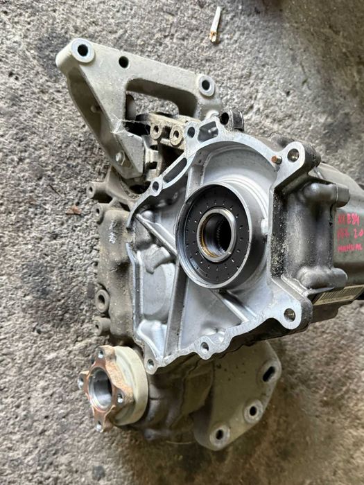 Cutie transfer fata BMW X1 177 cai manuala cod 7607638 ATC350 ATC 350