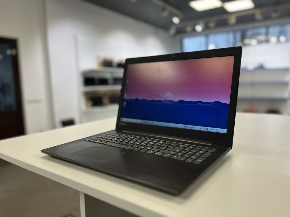 Ноутбук Lenovo Ideapad 3