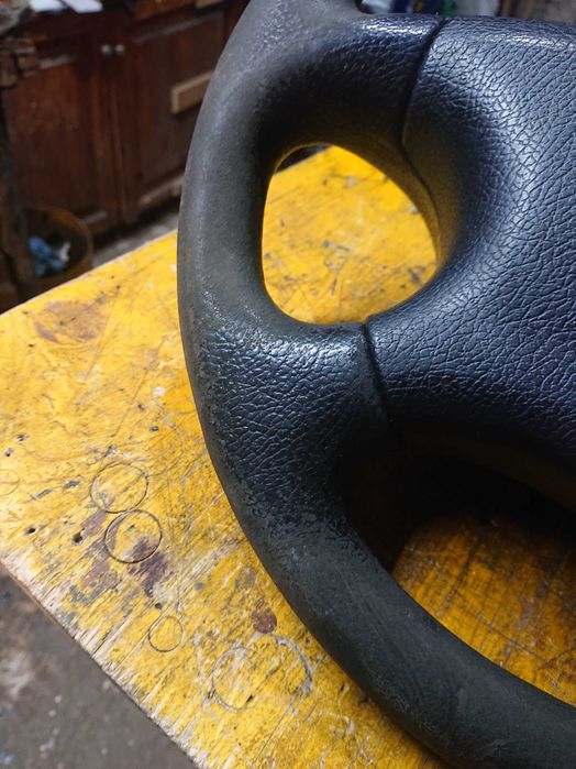 Волан Пежо   306 - 4 спици с въздушна възглавница