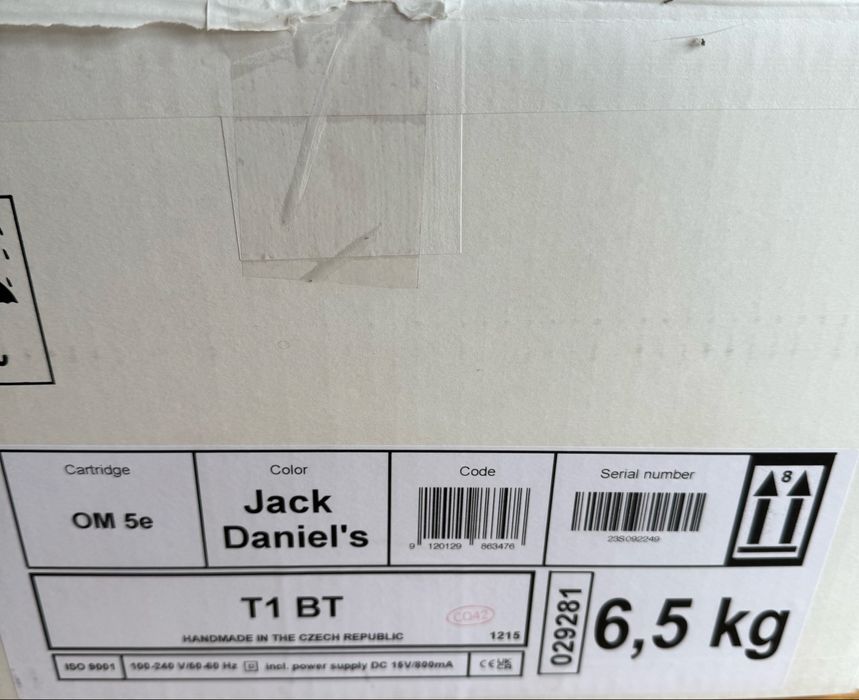 Грамофон  Pro-Ject T1  Jack Daniels