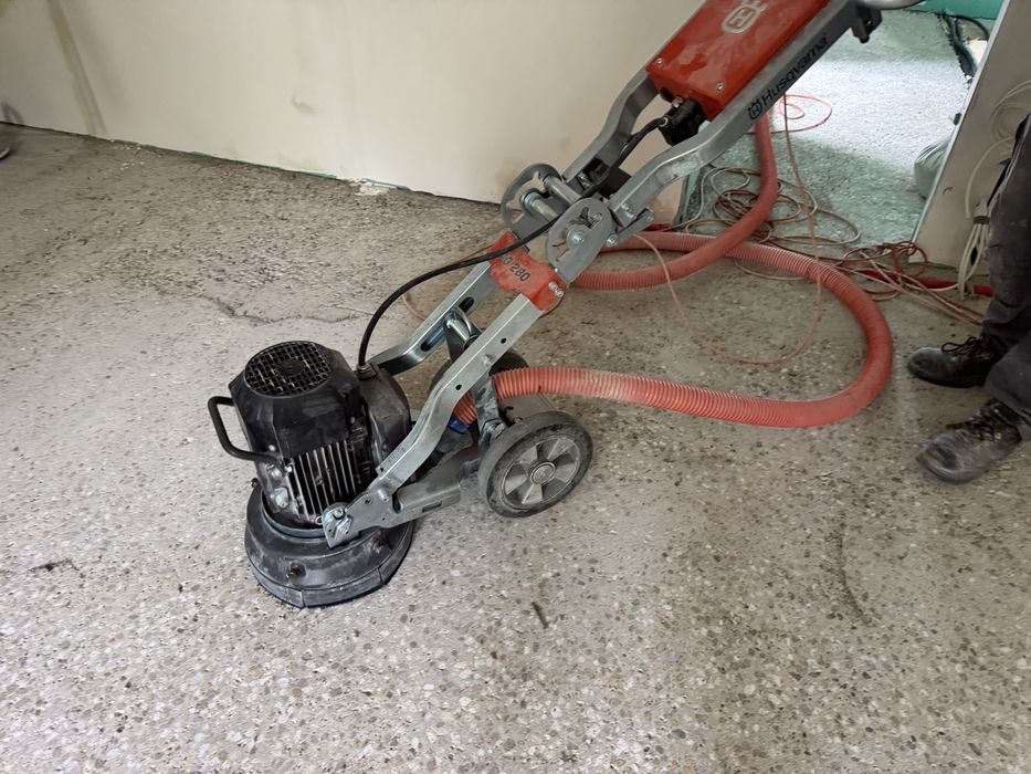 Slefuire sapa, placa beton , adeziv gresie , slefuit