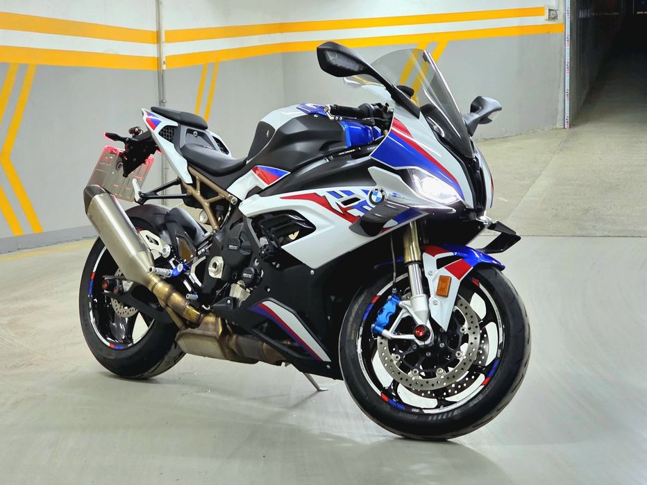 BMW S1000RR 2022 M Package Carbon