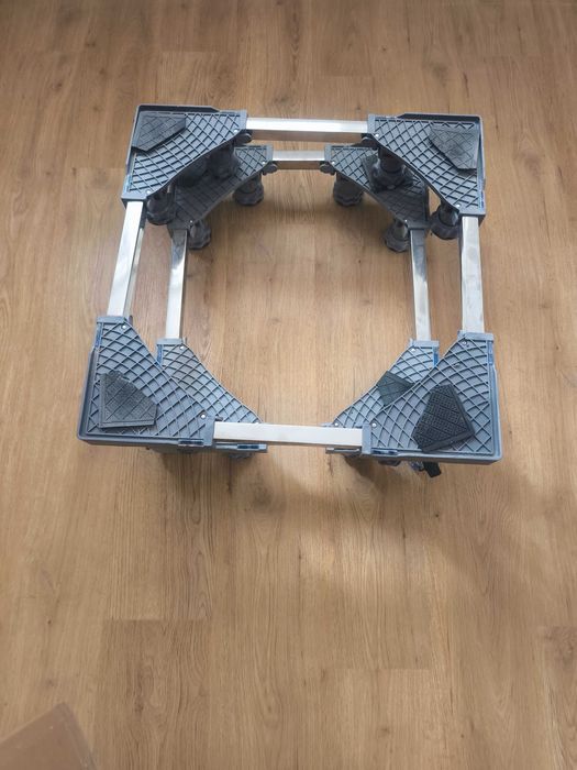 Регулируема основа за пералня и сушилня 41-66 см.