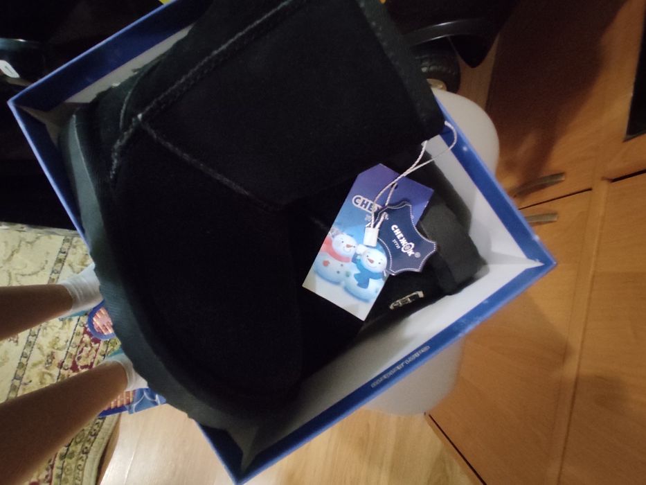 Угги детские продам