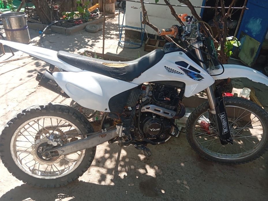 Продам эндуро 300куб