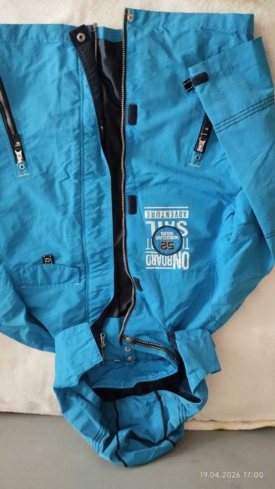 Продам Ветровку Here+There (C&A) на мальчика.