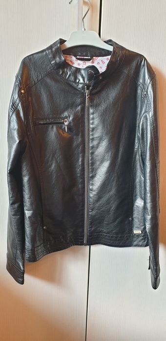 Geaca fete Primigi neagra imitatie piele 12 ani ca noua