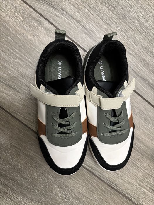 Юношески обувки LC Waikiki