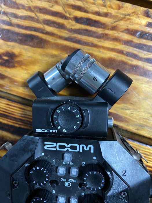 Zoom H8 рекордер